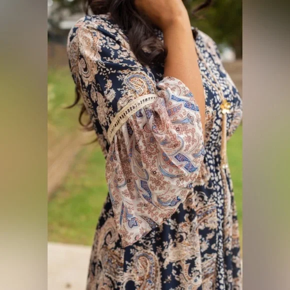 🎉❤️ NEW Multicolor Paisley Dress Plus Curvy Size 3X - Picture 2 of 3